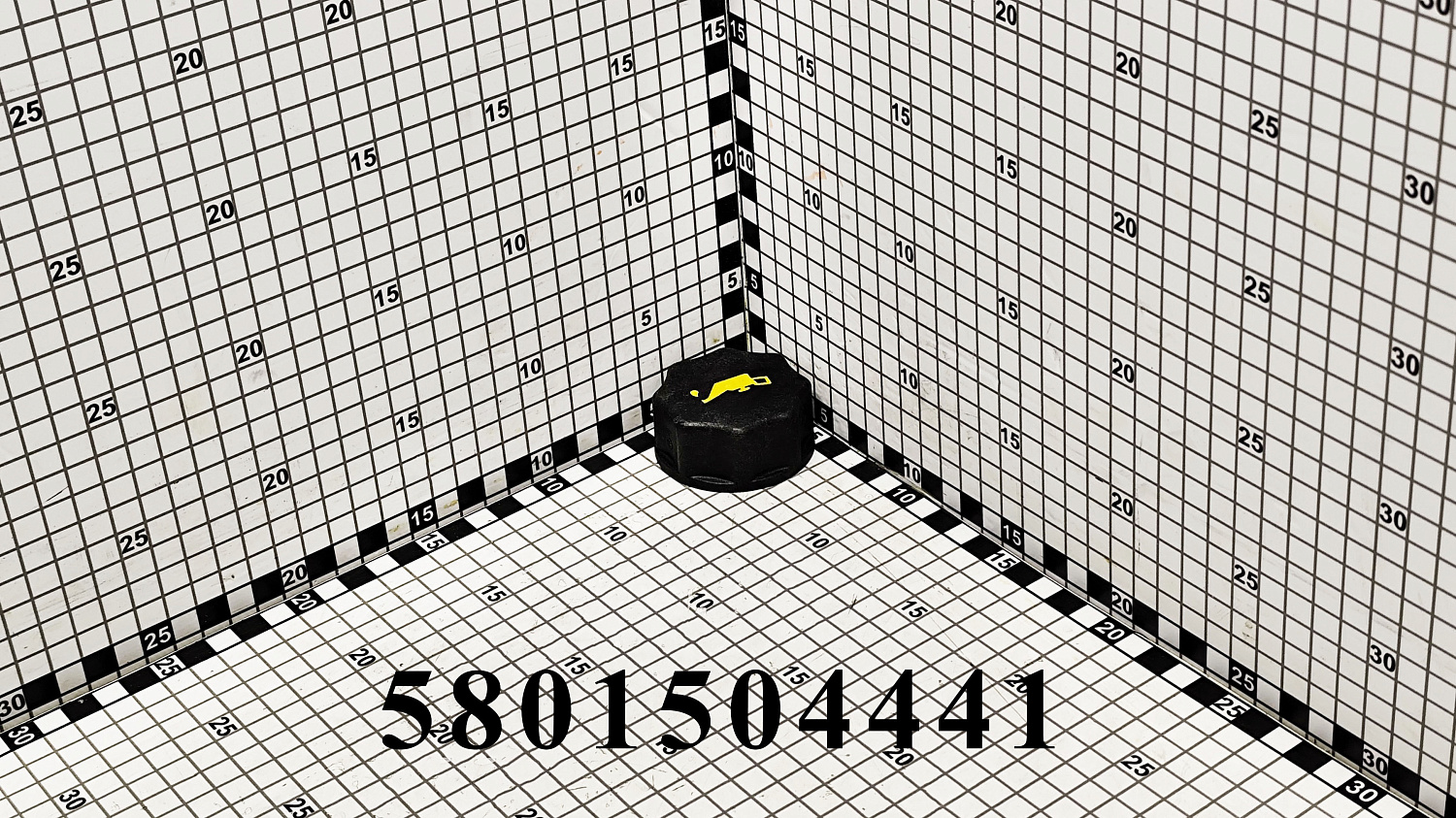 Крышка 5801504441 CNHi