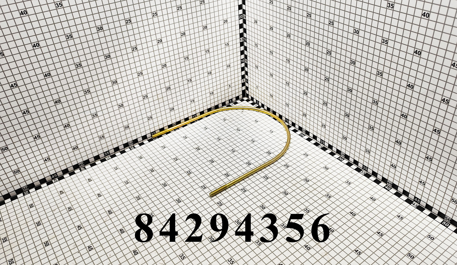 Болт 84294356 CNHi