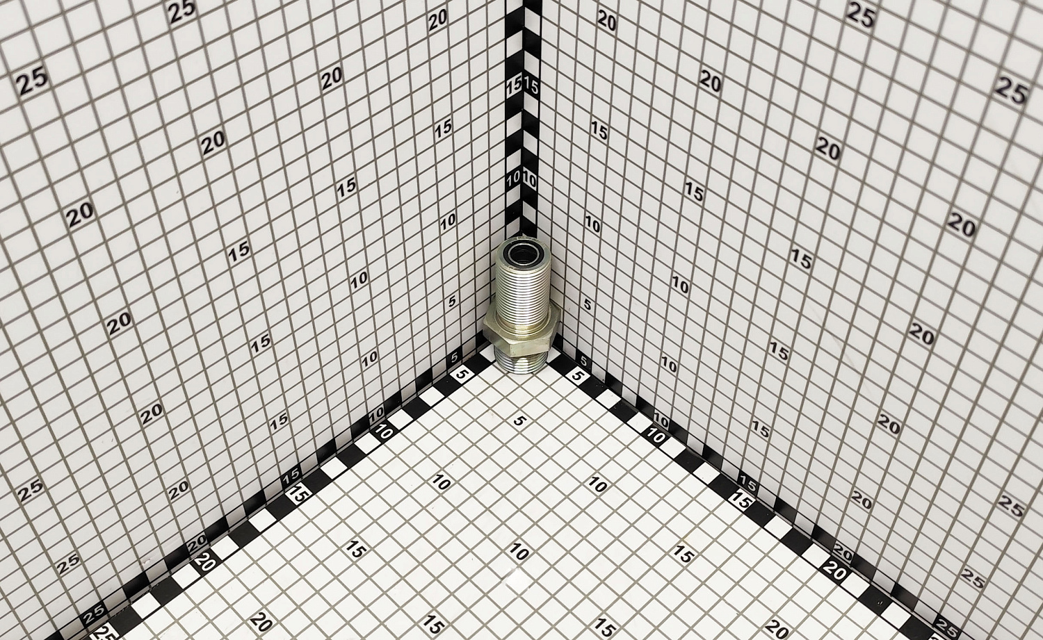 Фиттинг перегородки 1-1/16" ORB x 1" ORFS 86038028(86081130)