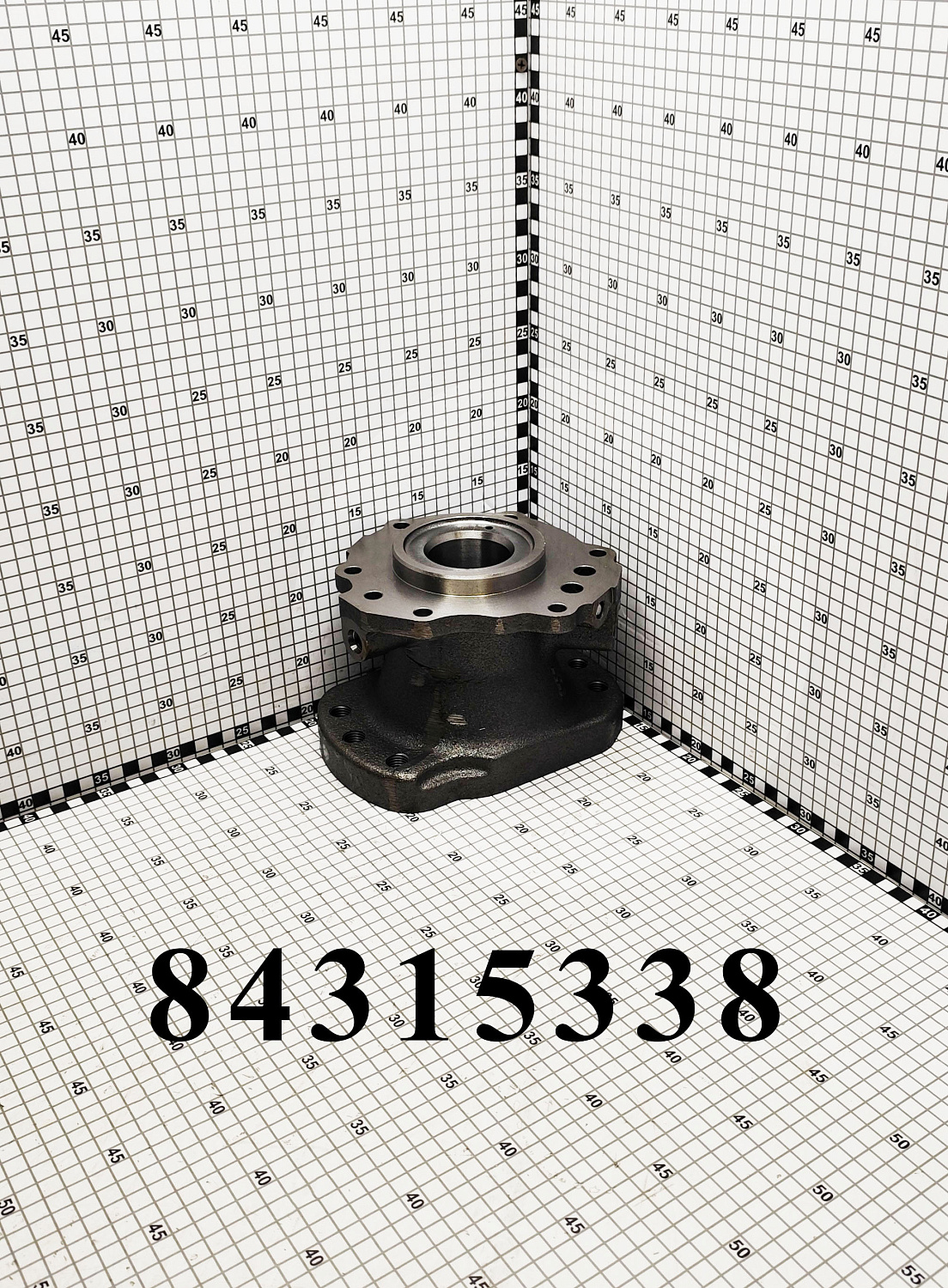 Фиксатор вала КПП 84315338 CNHi