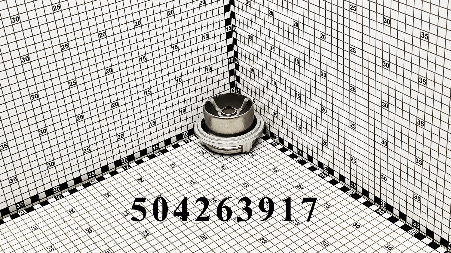 Термостат 504263917 CNHi