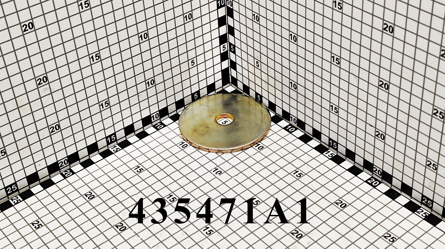 Шайба под двигатель 435471A1 CNHi