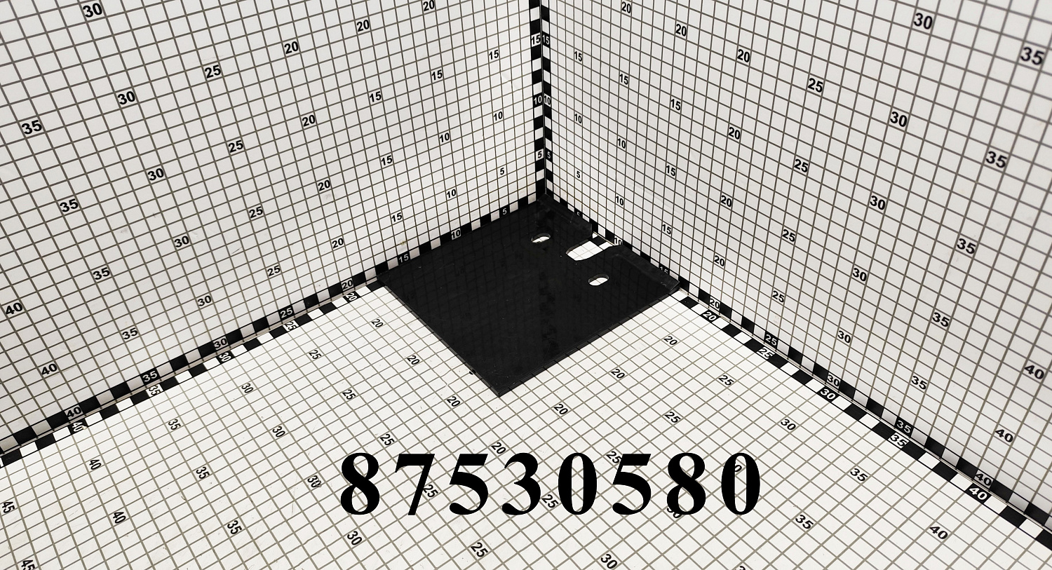 Суппорт 87530580 CNHi