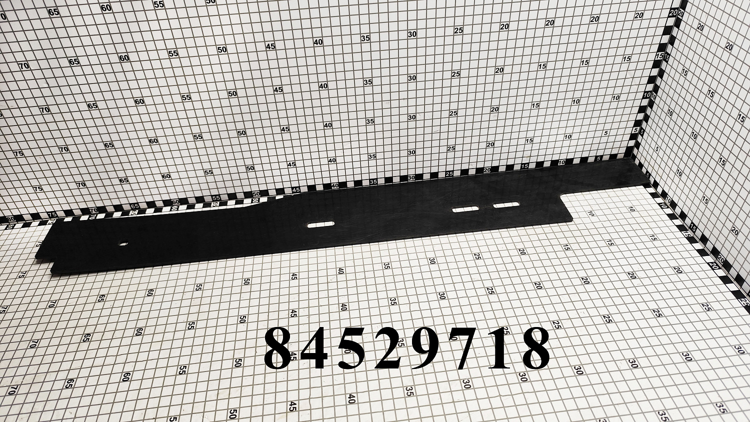 Пластина 84529718 CNHi