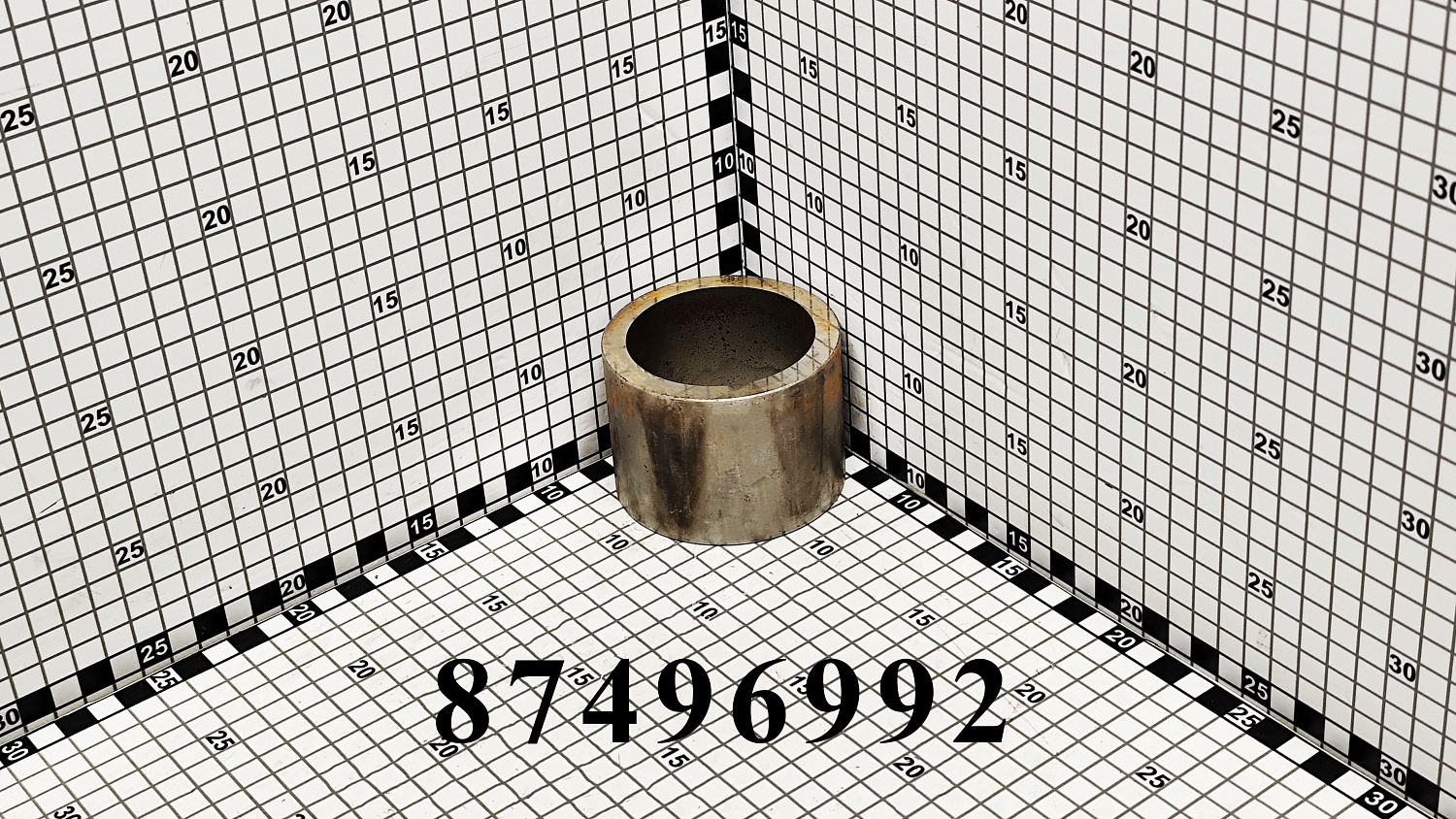 Втулка 87496992 CNHi