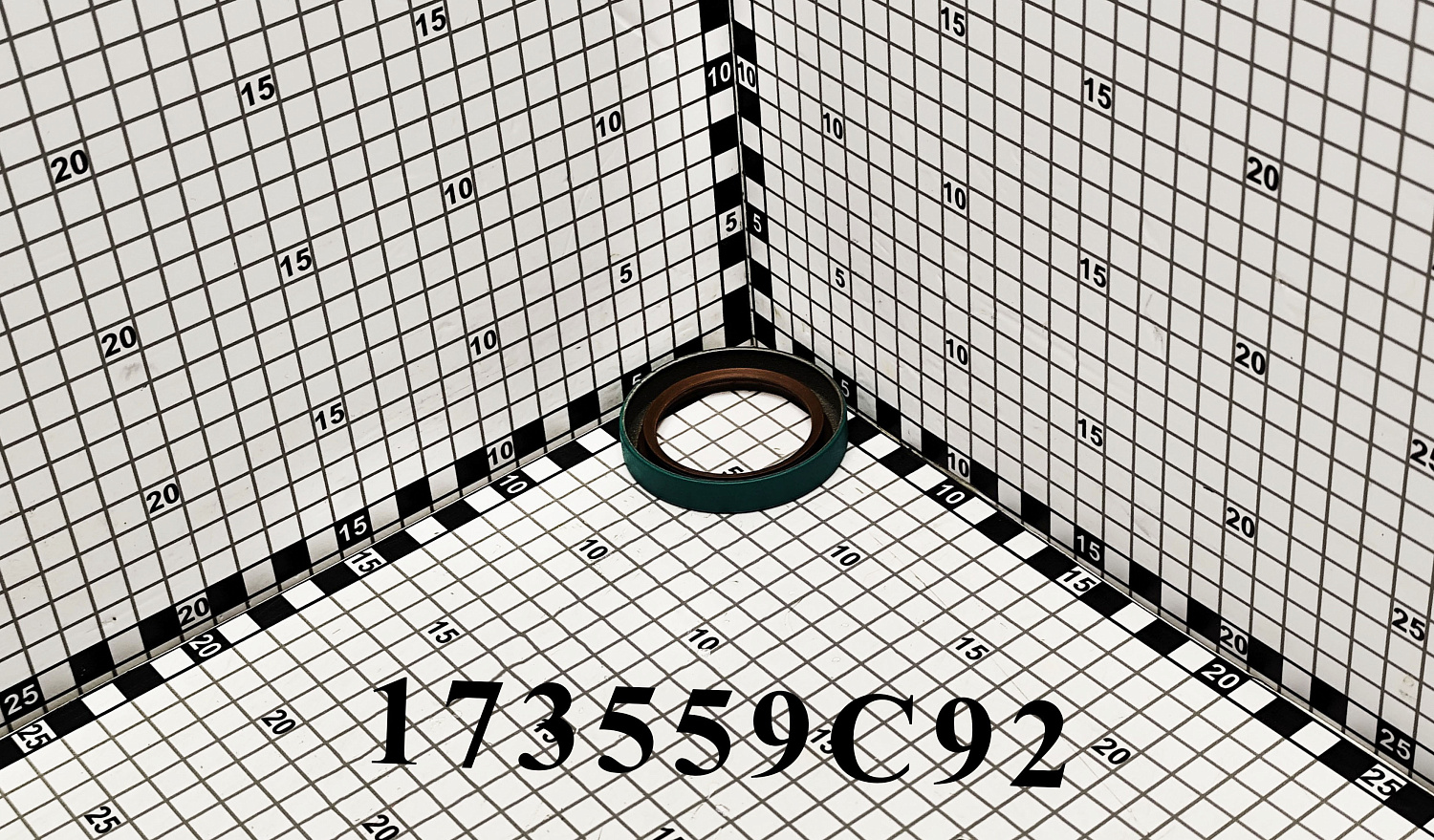 Сальник 173559C92 CNHi