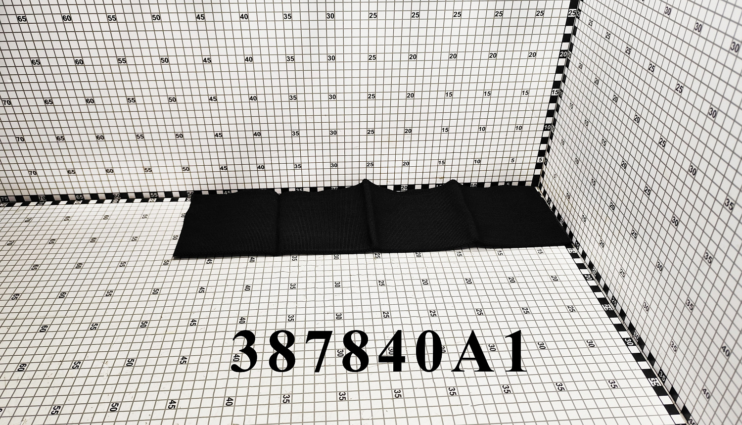 Патрубок 387840A1 CNHi