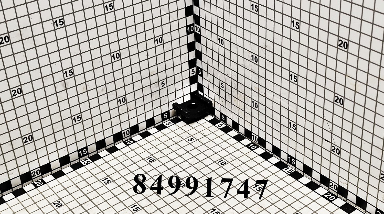 Накладка 84991747 CNHi