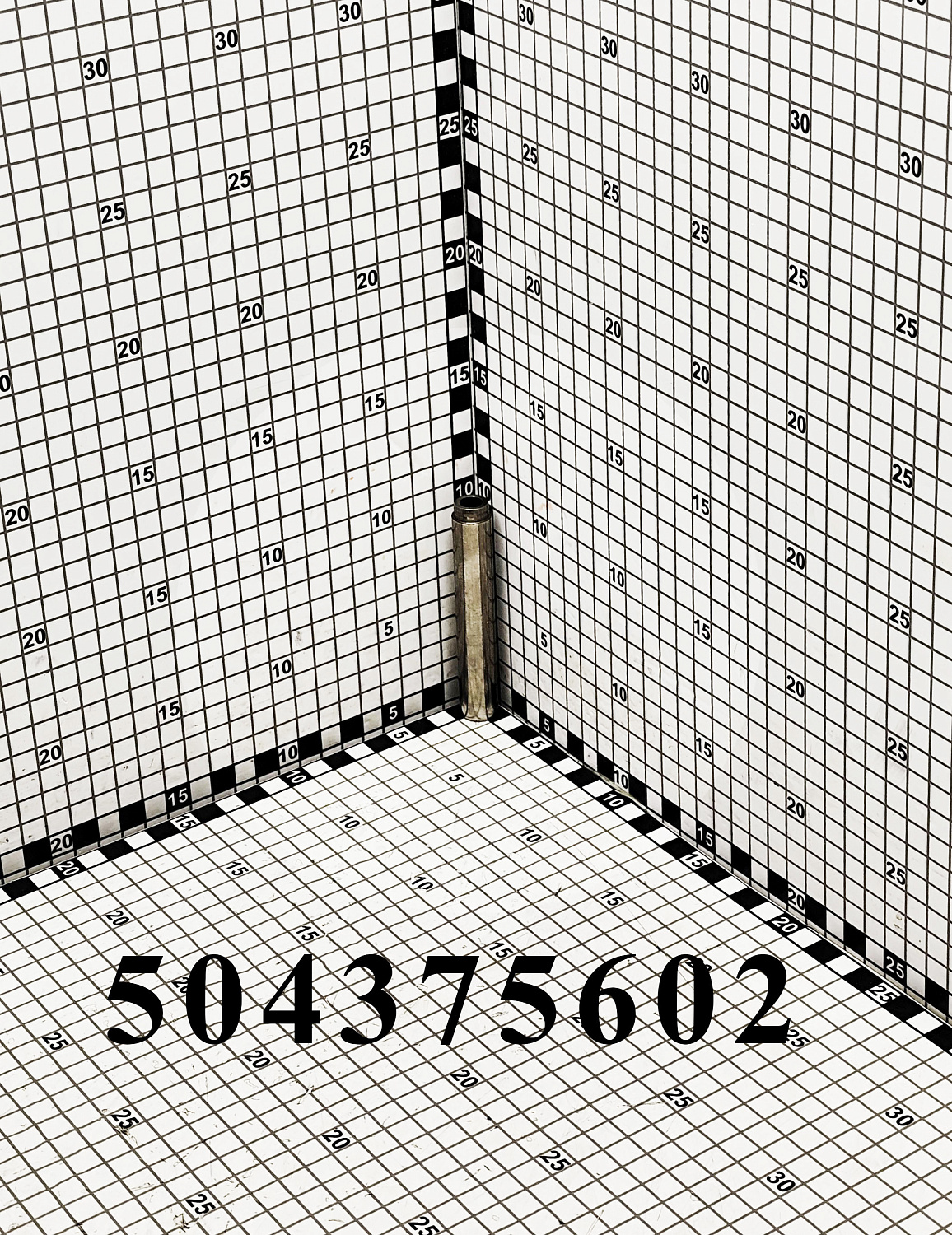Направляющая клапана 504375602 CNHi