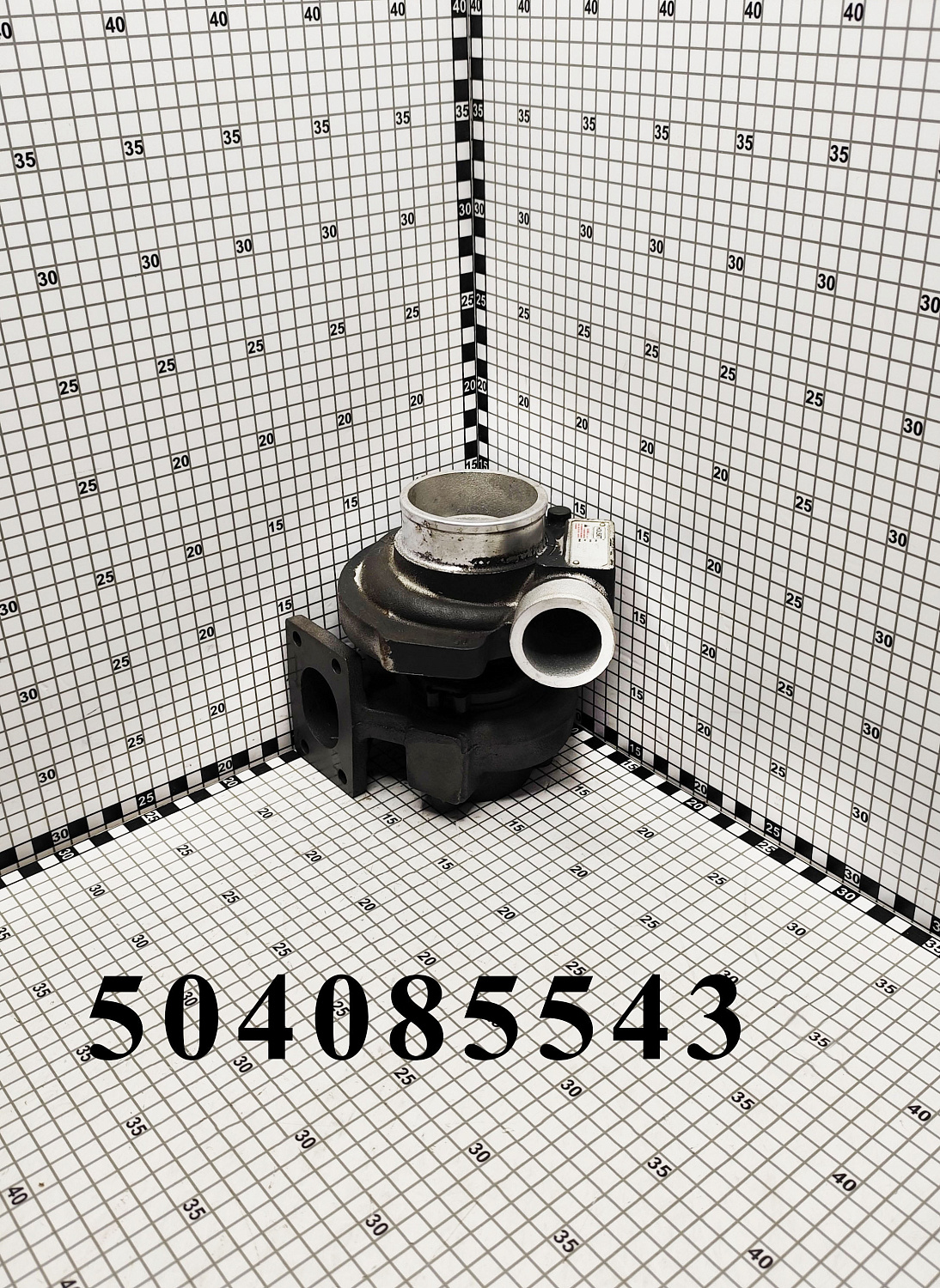 Турбокомпрессор 504085543 CNHi