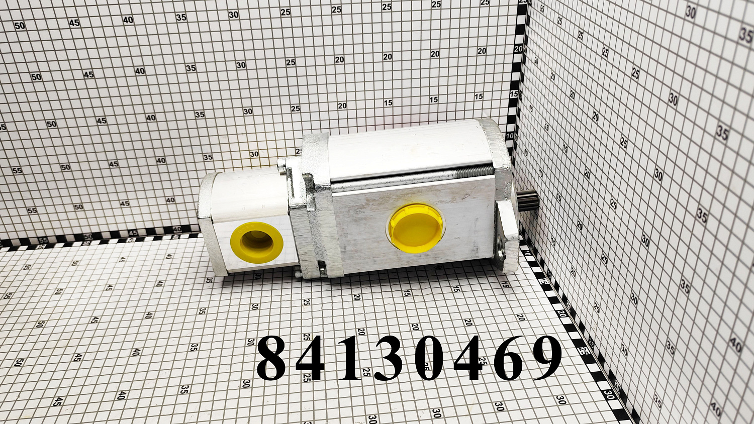 Насос гидравлический 84130469 CNHi