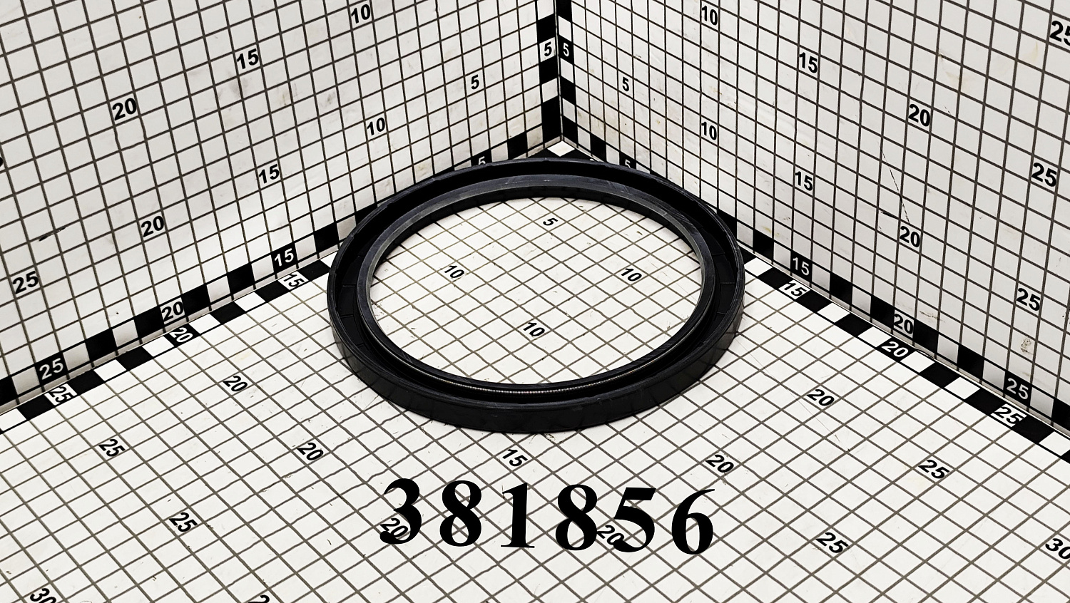 Прокладка 381856 CNHi