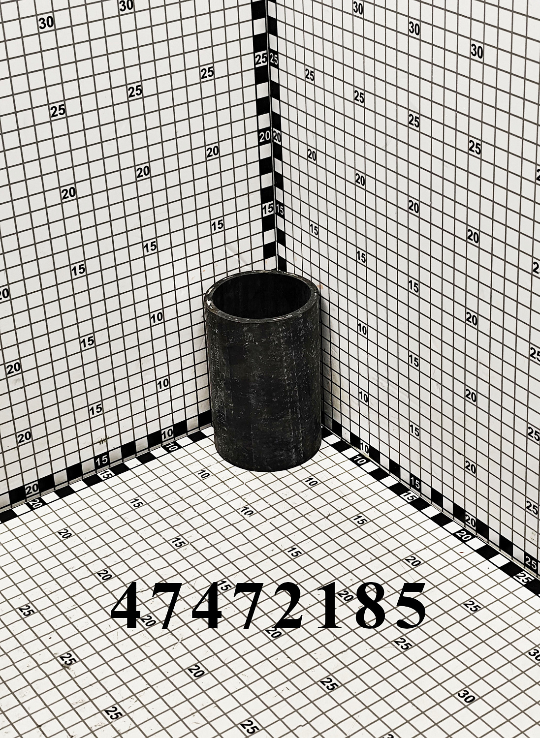 Патрубок 47472185 CNHi