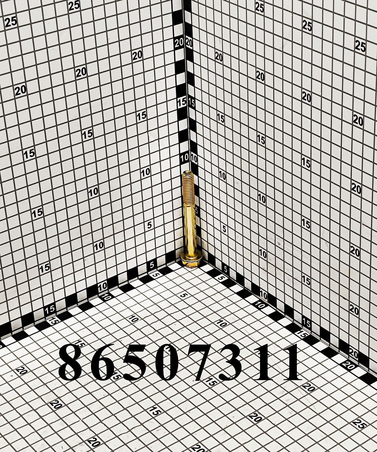 Болт 86507311 CNHi