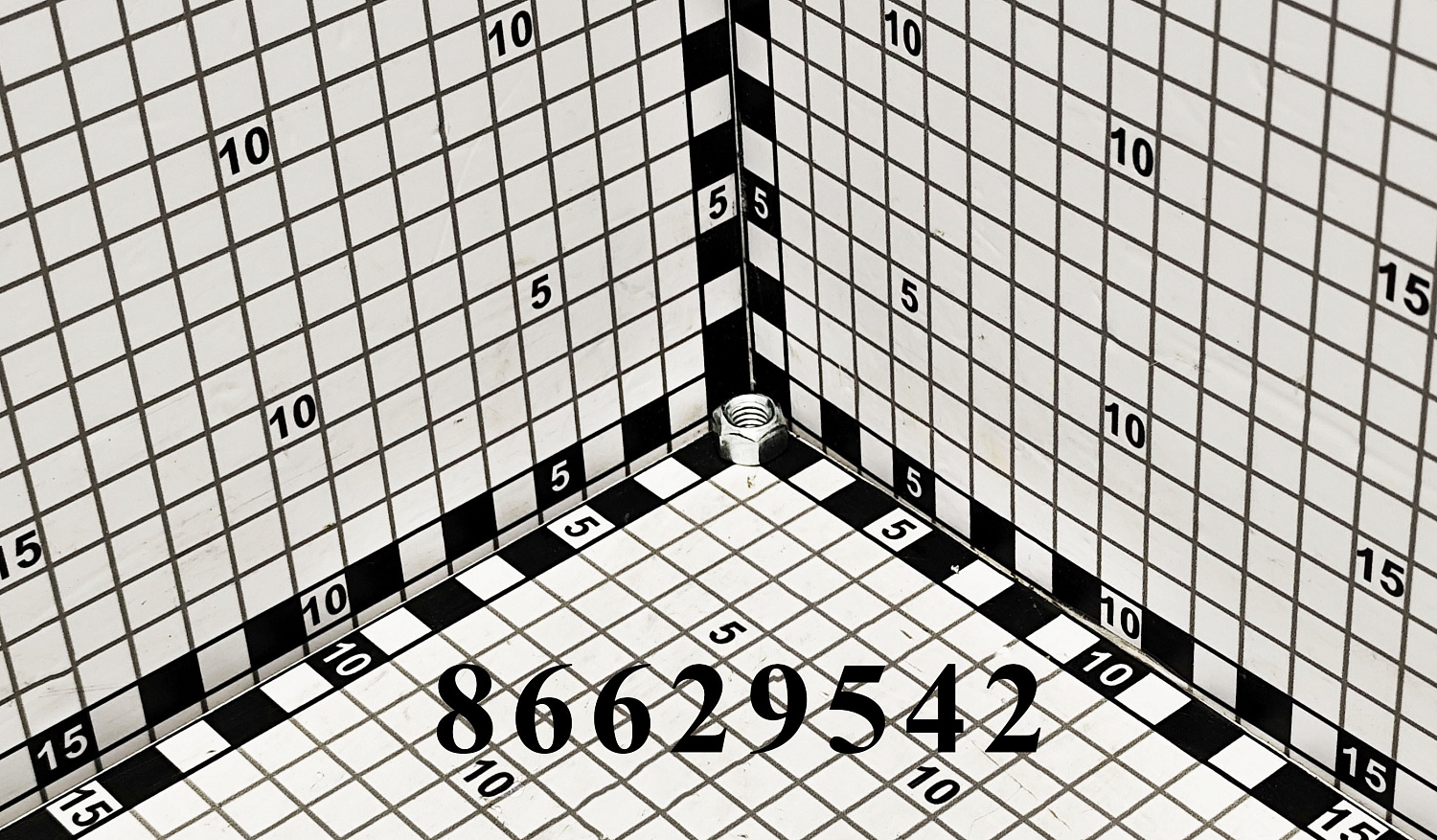 Гайка 86629542 CNHi