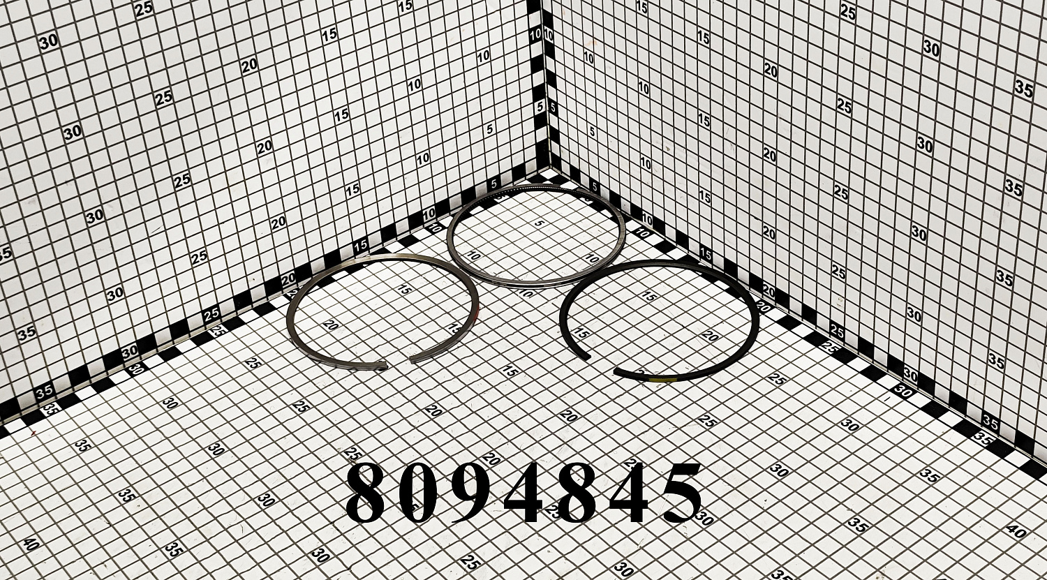 Набор поршневых колец 8094845 CNHi