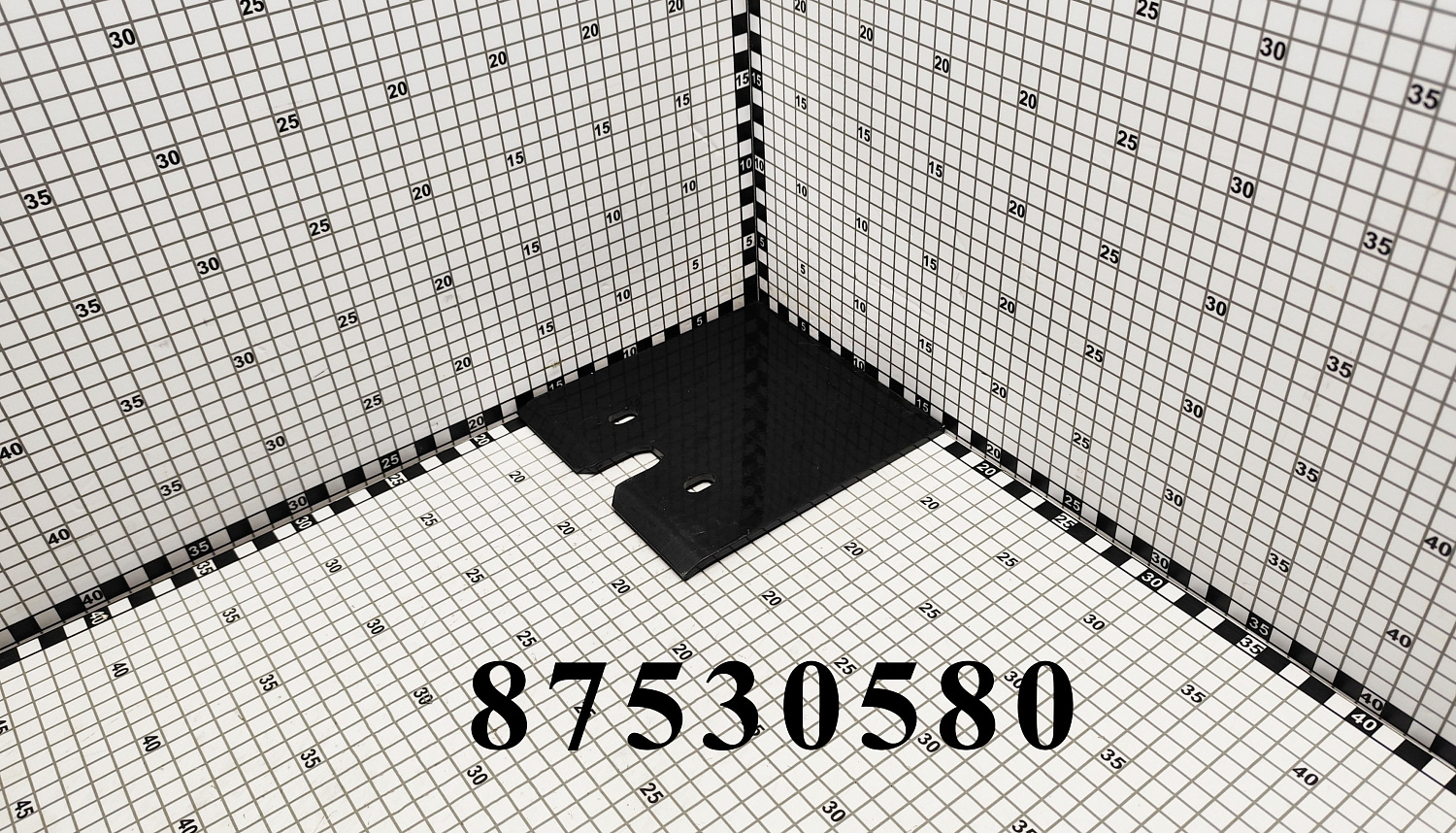 Суппорт 87530580 CNHi