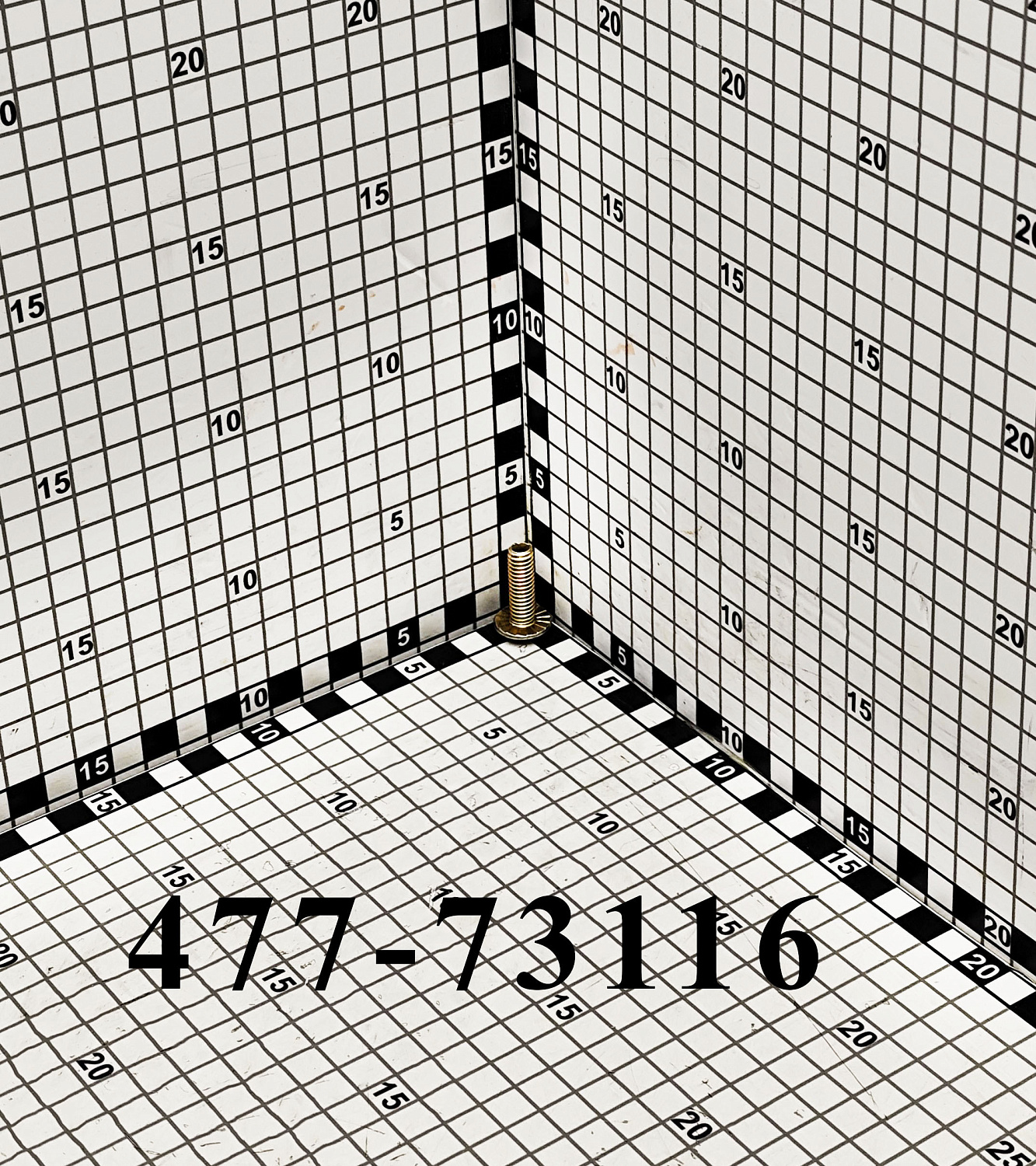 Винт 477-73116 CNHi