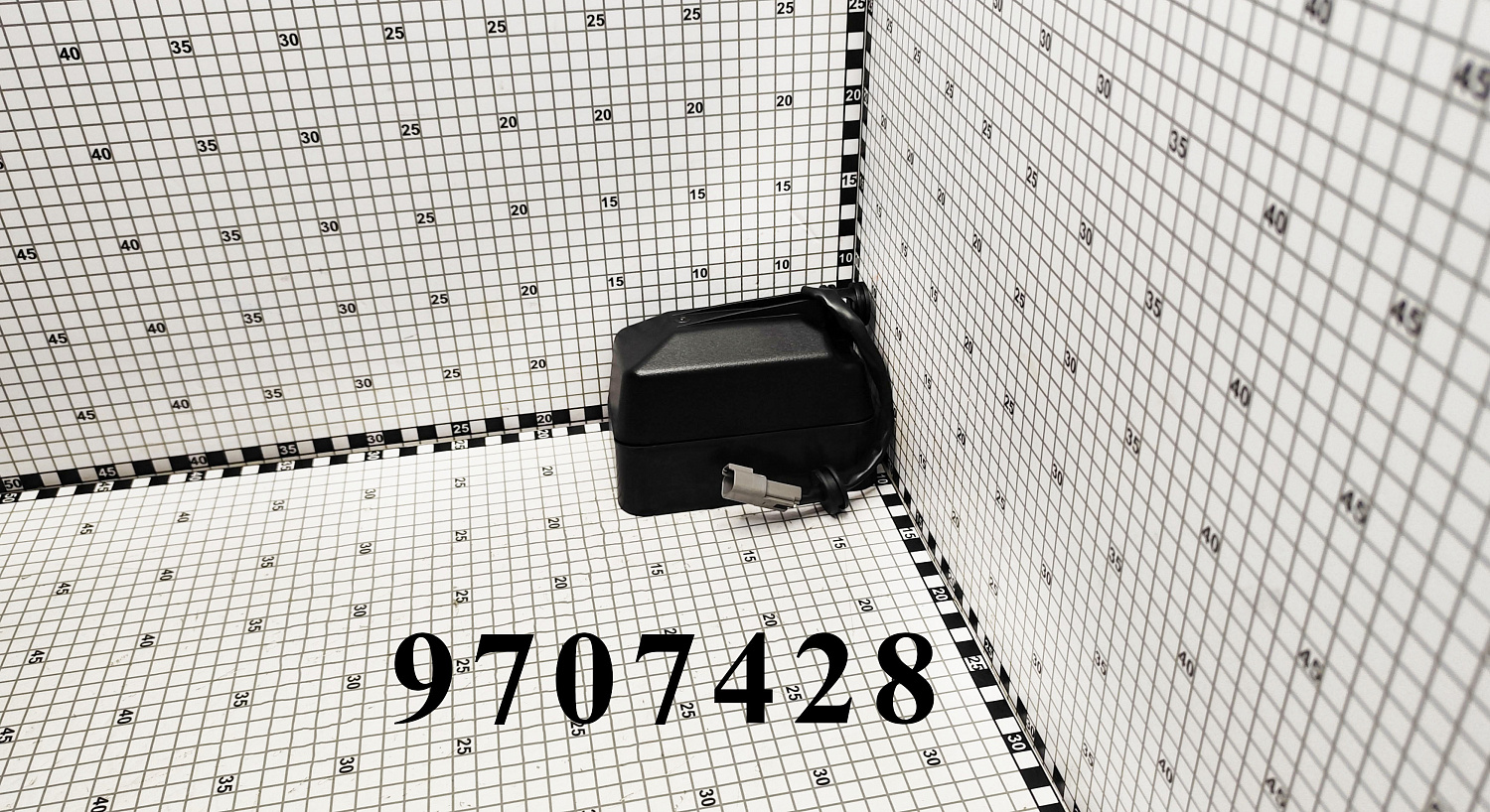 Фара 9707428 CNHi