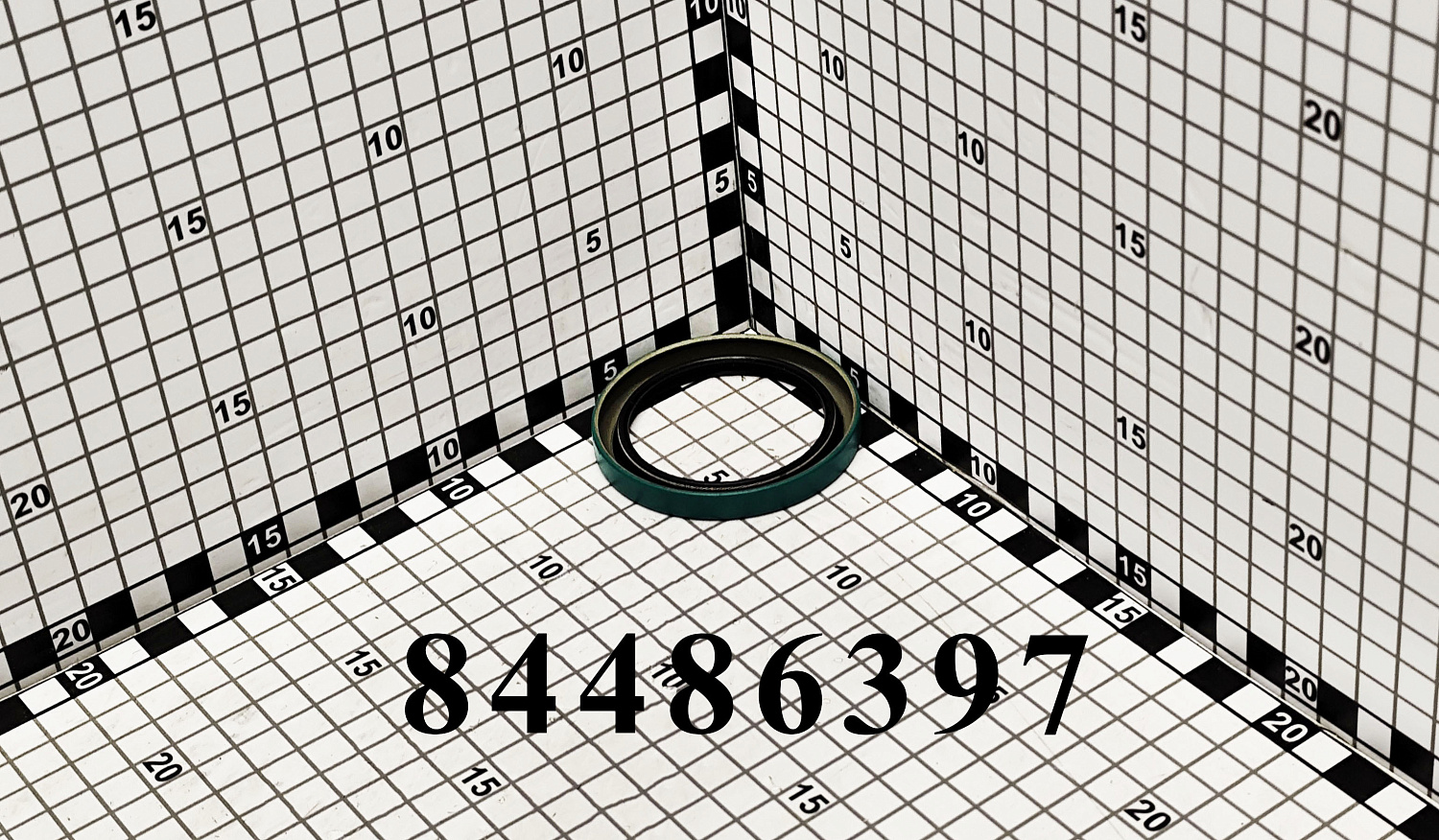 Сальник 84486397 CNHi