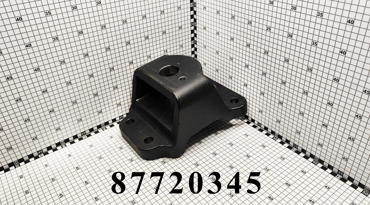 Кронштейн 87720345 CNHi