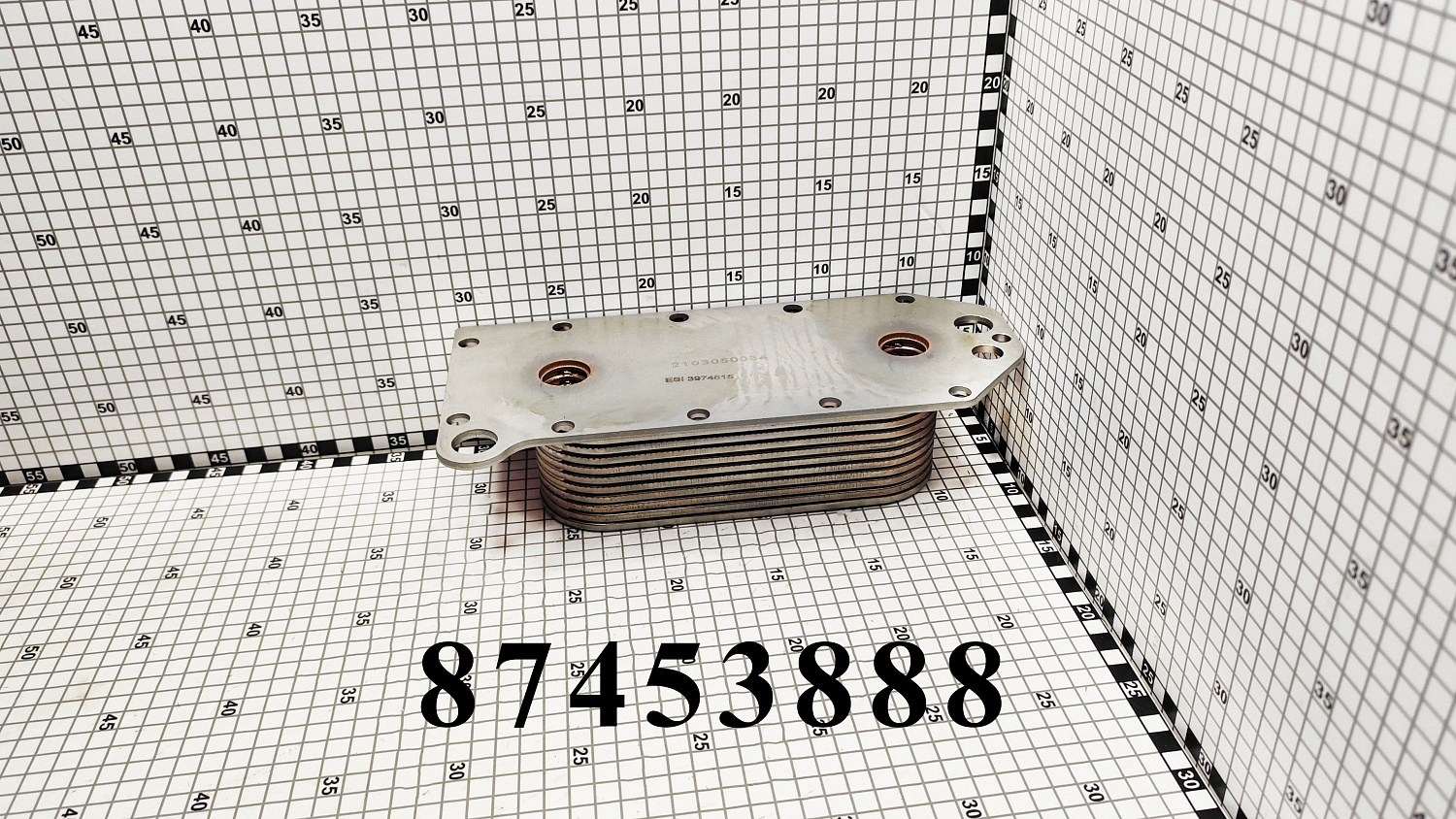 Маслоохладитель 87453888 CNHi