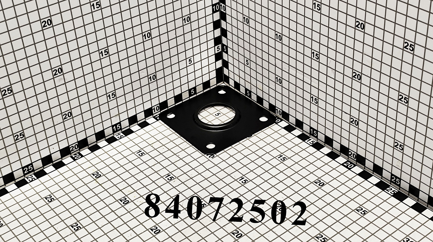 Фланец 84072502 CNHi