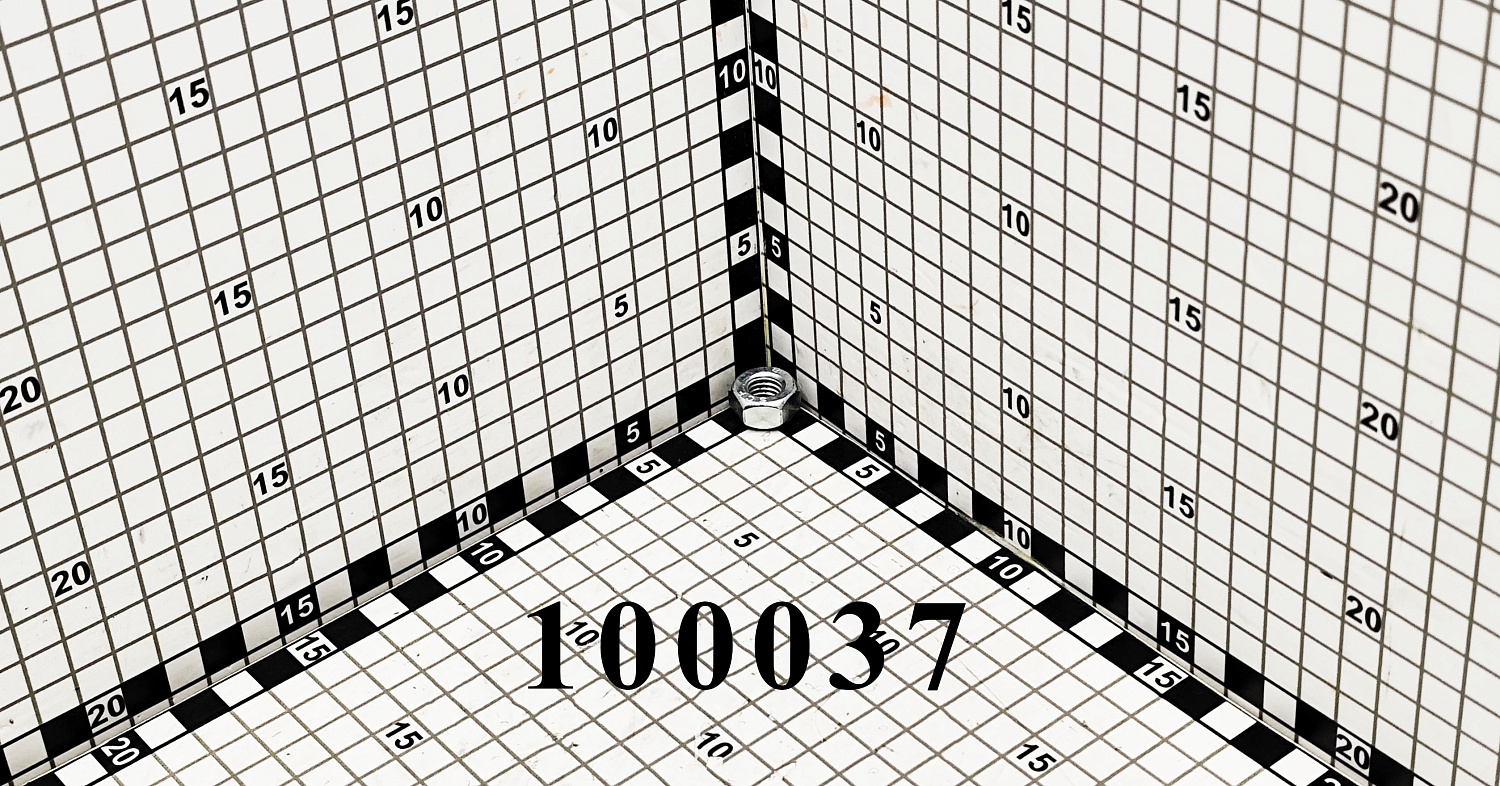Гайка 100037 CNHi