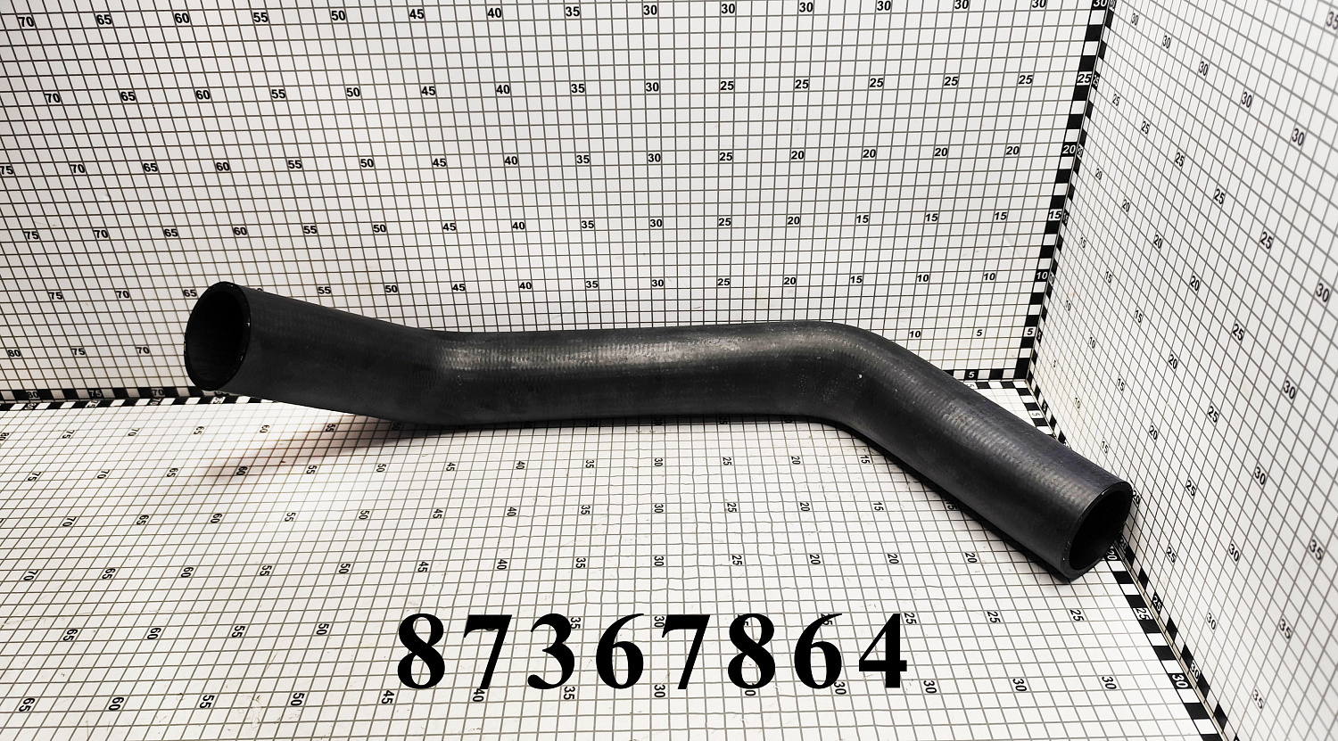 Шланг 87367864 CNHi