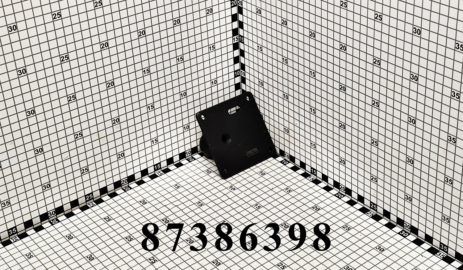 Кронштейн 87386398 CNHi