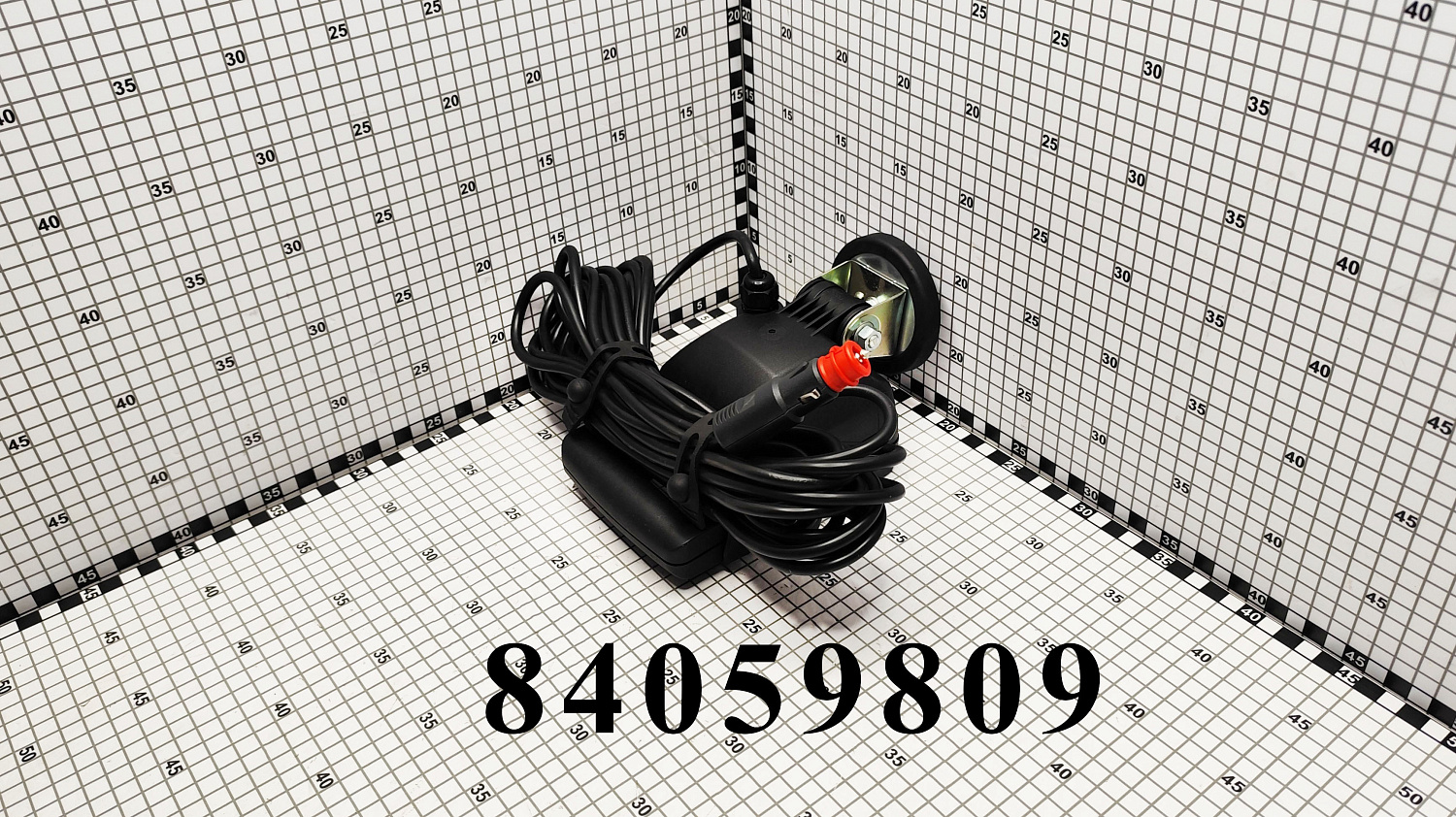 Фонарь переносной 84059809 CNHi