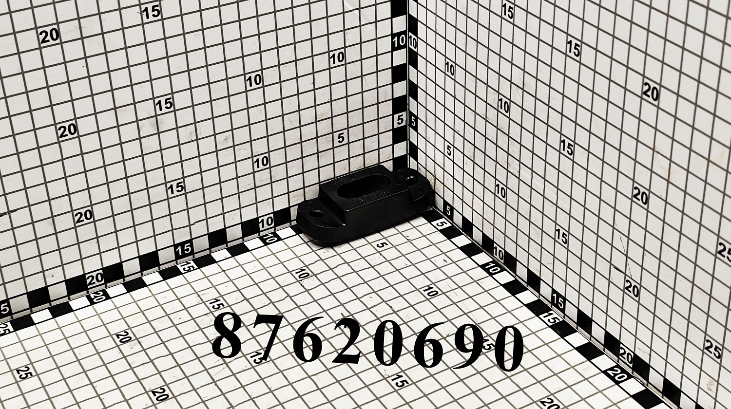 Направляющая 87620690 CNHi