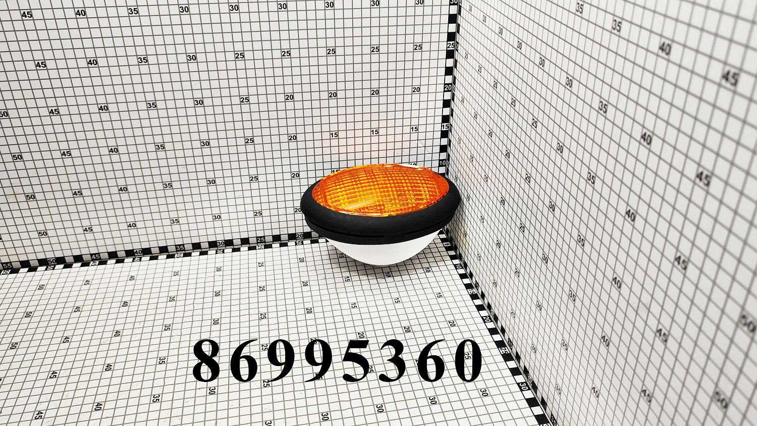 Фонарь 86995360 CNHi