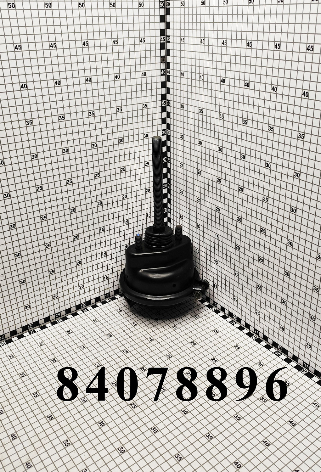 Цилиндр 84078896 CNHi