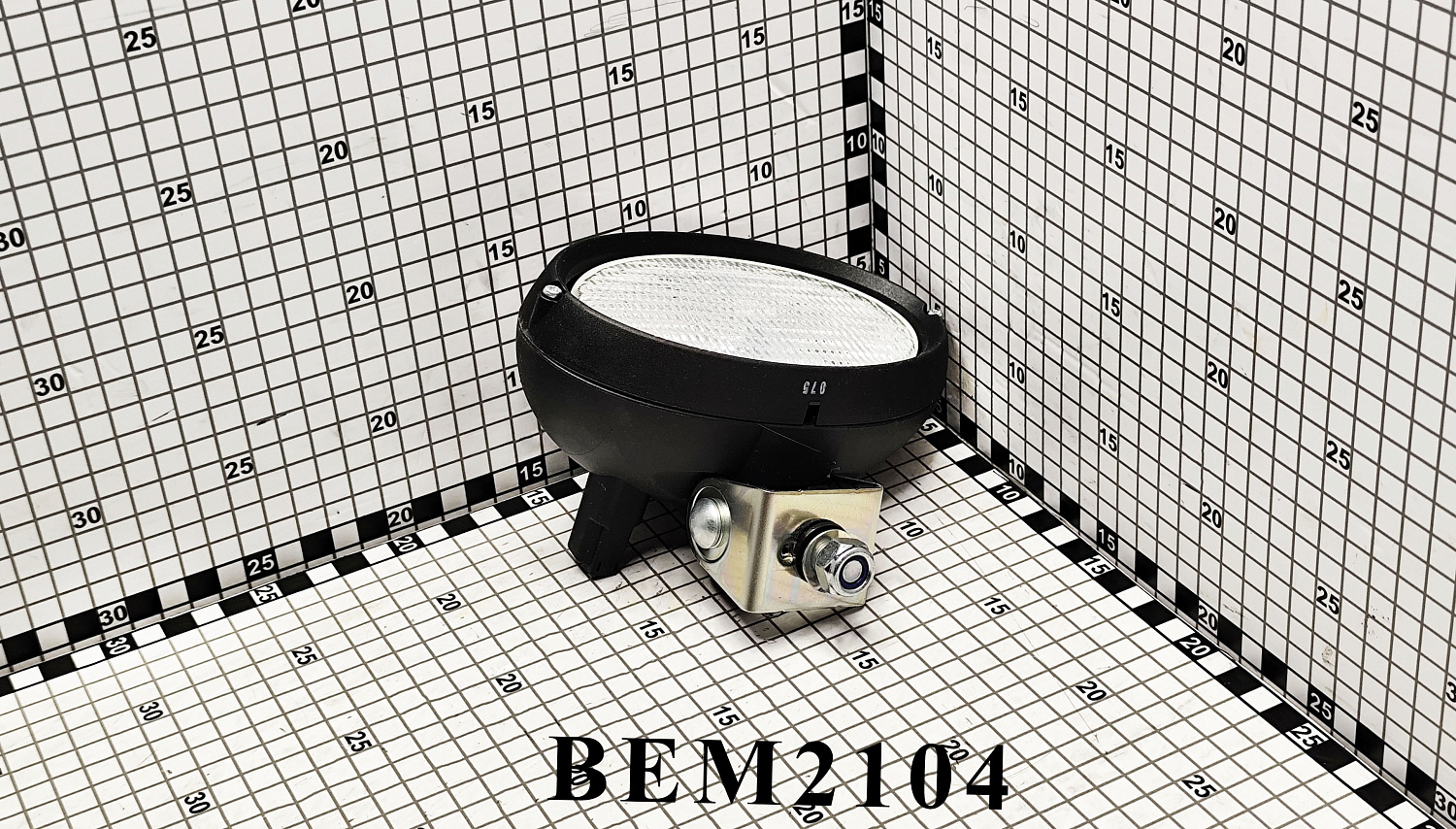 Фара BEM2104