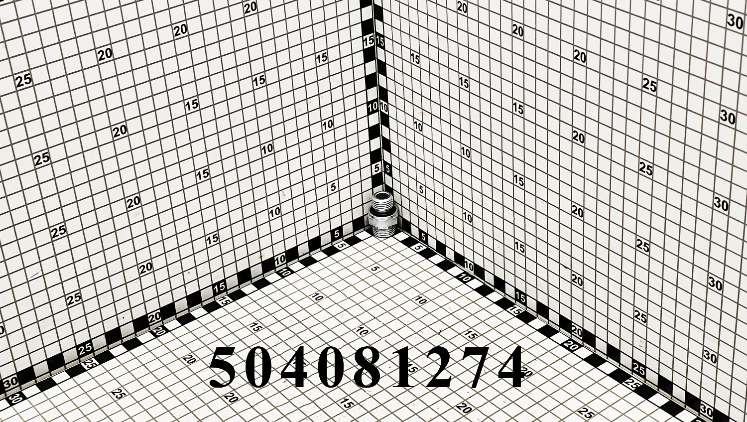 Фитинг 504081274 CNHi