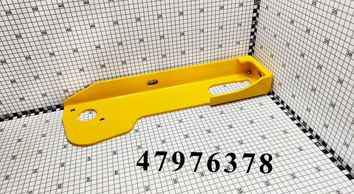 Пластина правая 47976378 CNHi