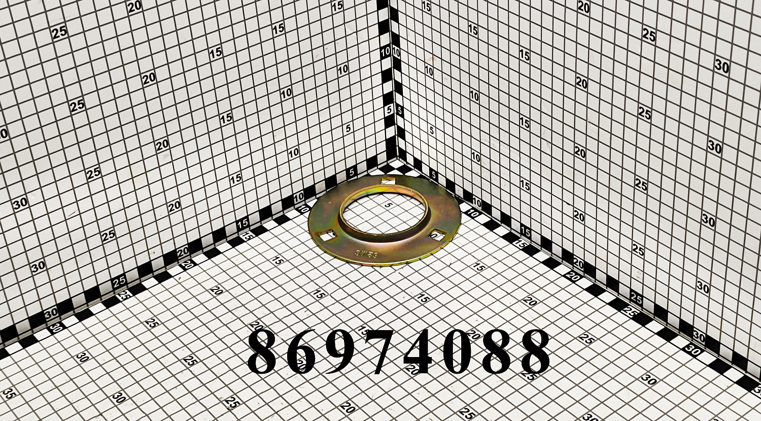 Фланец 86974088 CNHi