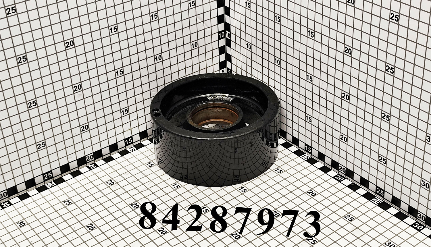 Ролик 84287973 CNHi