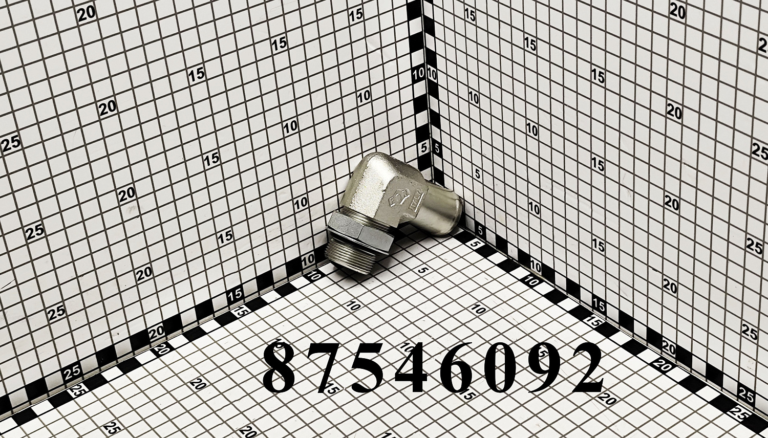 Фитинг 87546092 CNHi