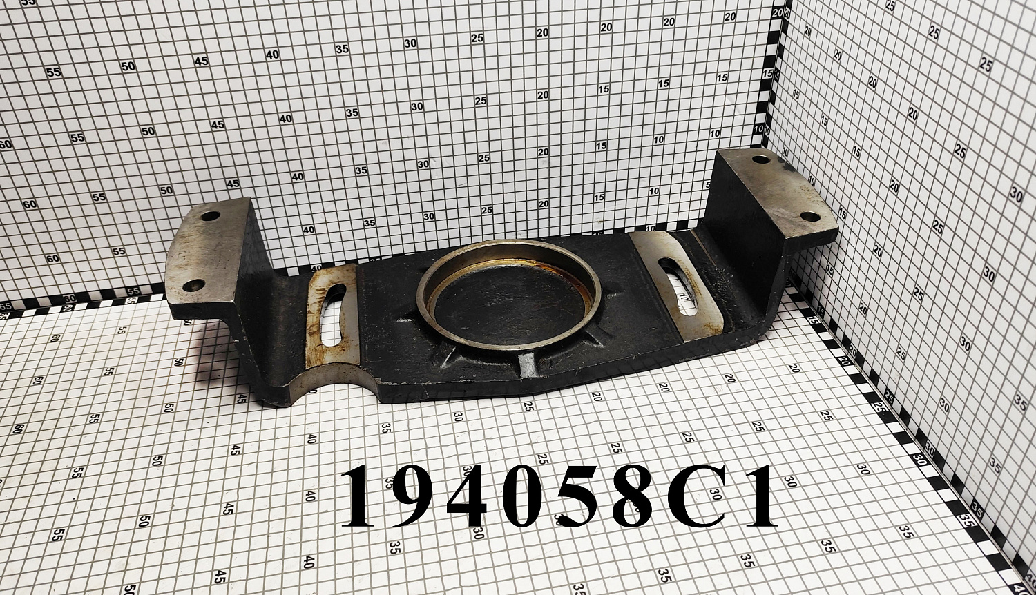 Суппорт 194058C1 CNHi