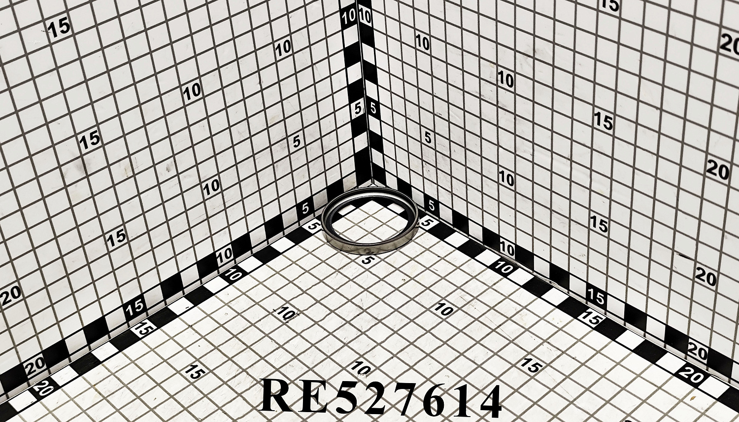 Сальник RE527614