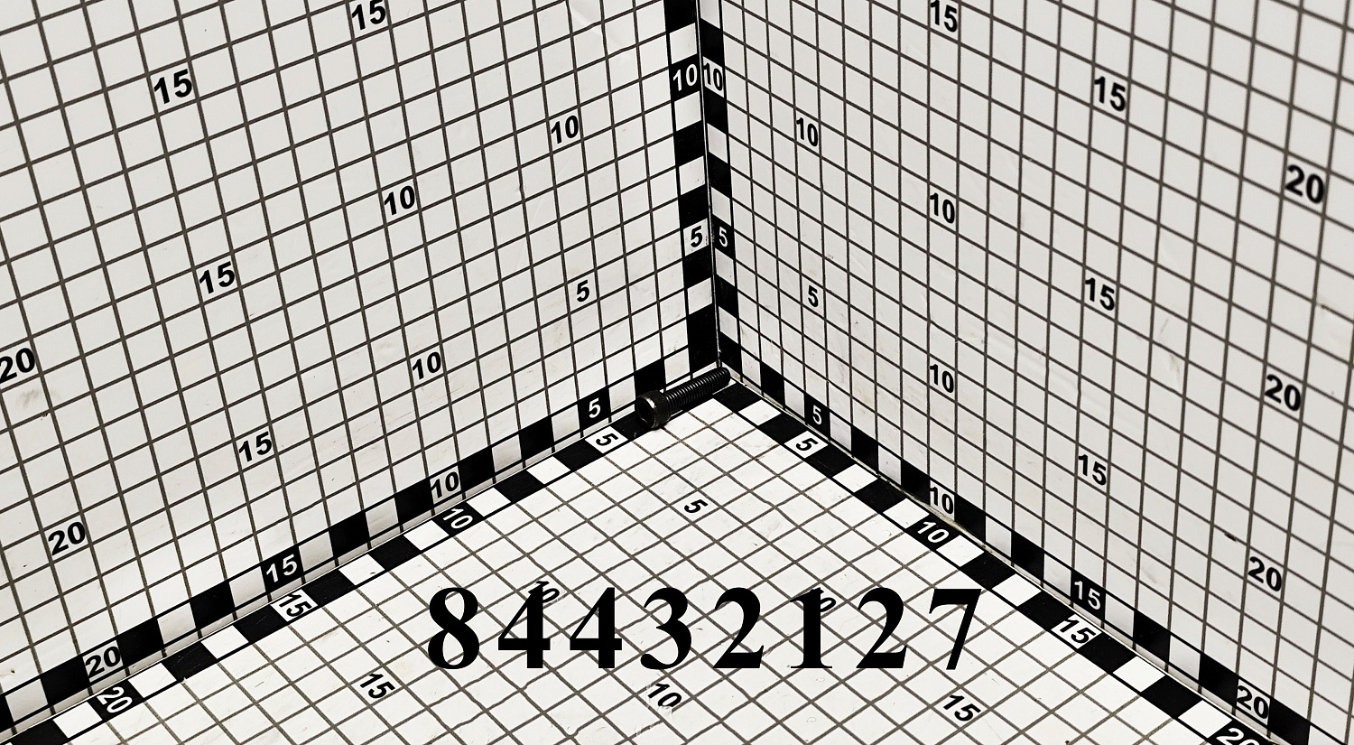 Болт 84432127 CNHi