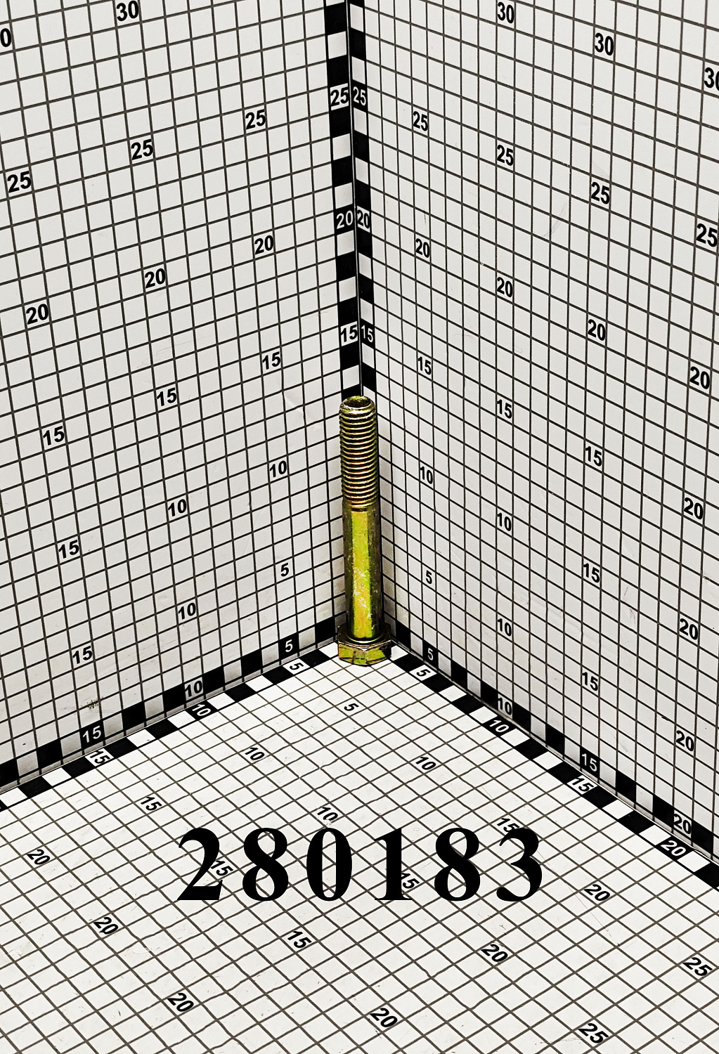 Болт 280183 CNHi