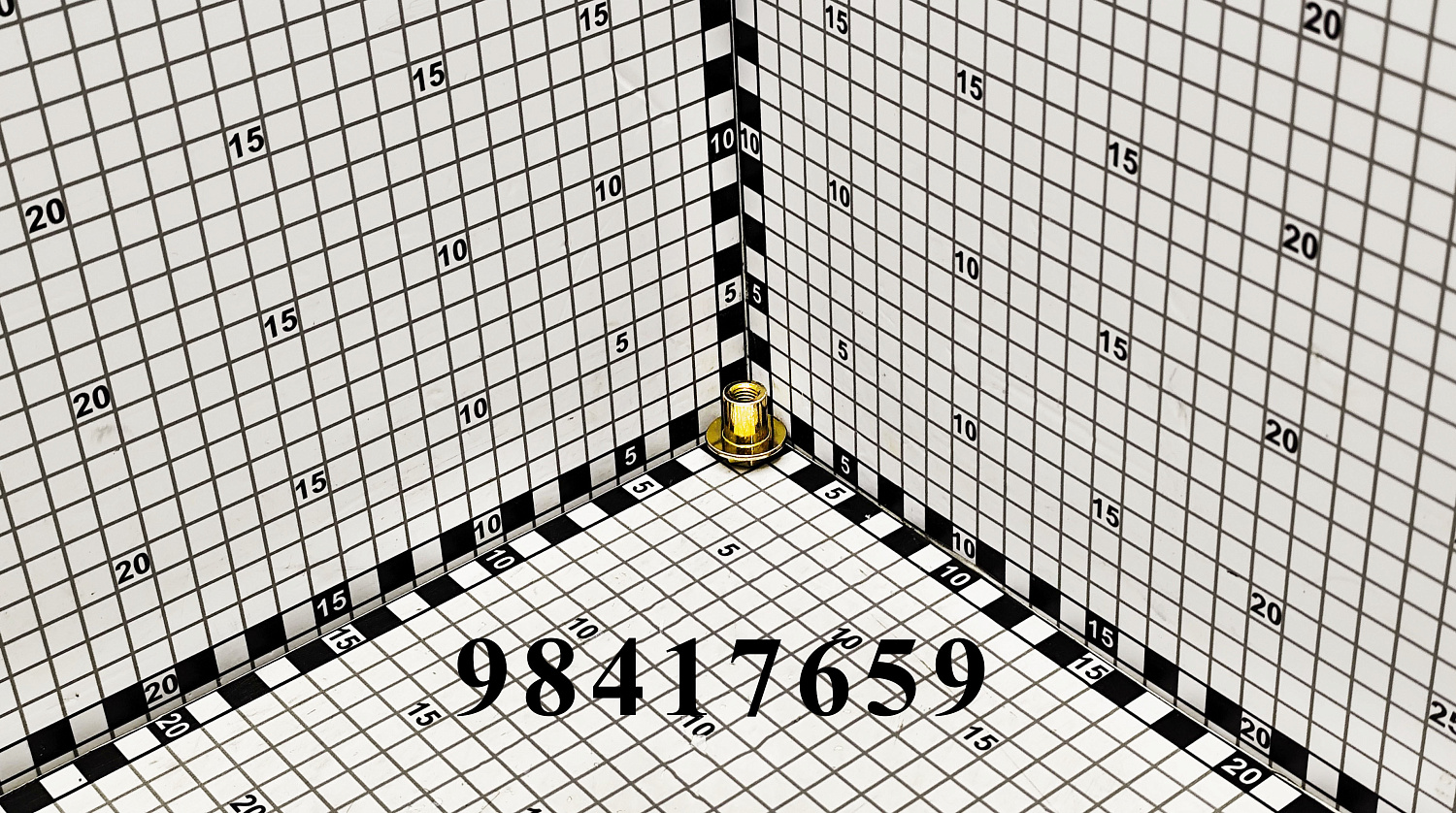 Гайка 98417659 CNHi