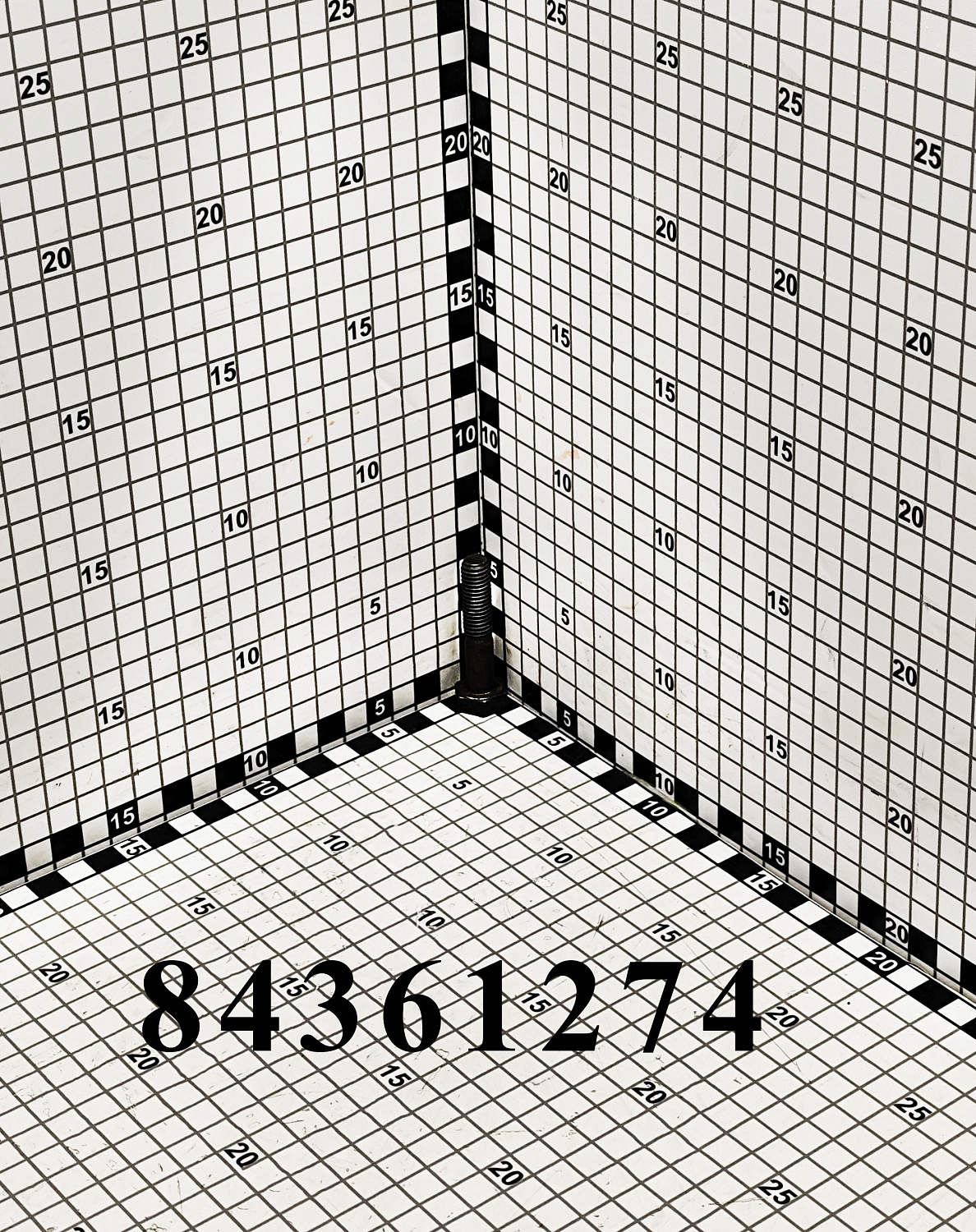 Болт 84361274 CNHi