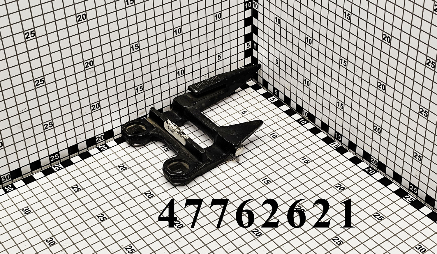 Палец крайний правый 47762621 CNHi
