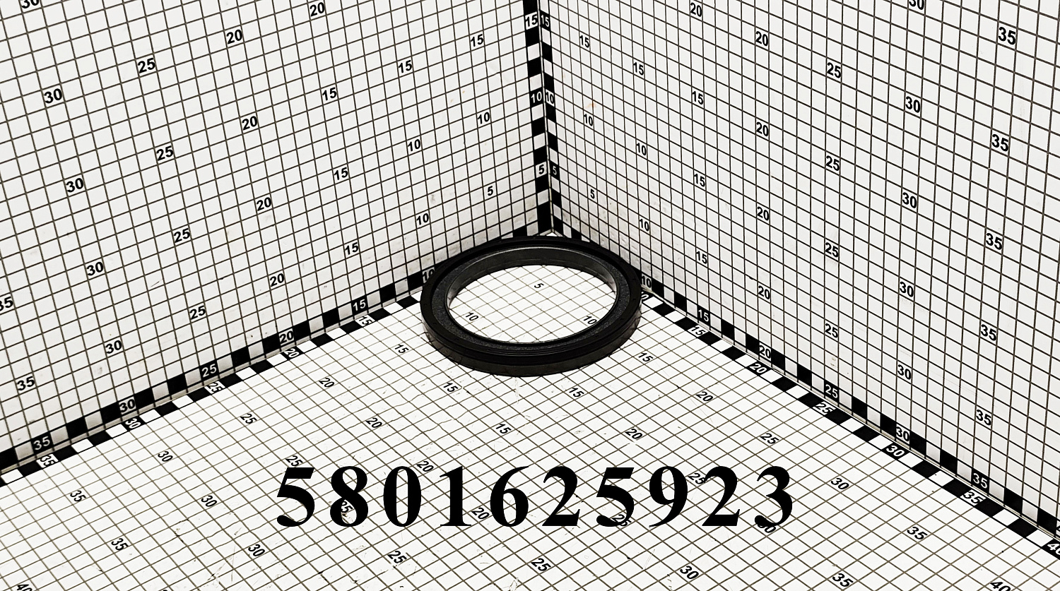 Сальник коленвала передний 5801625923 CNHi
