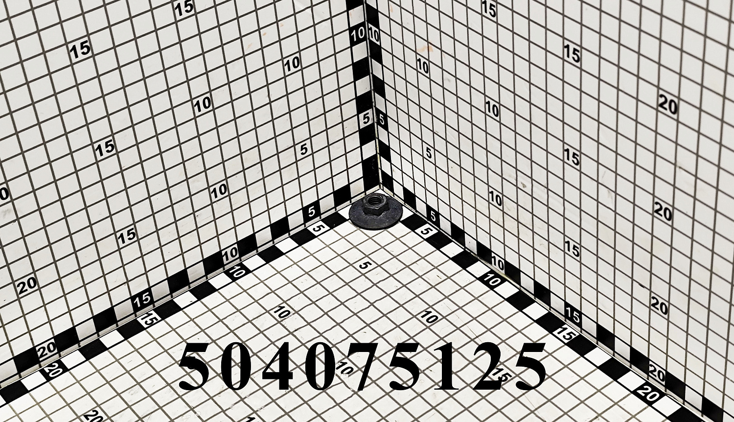 Заглушка 504075125 CNHi